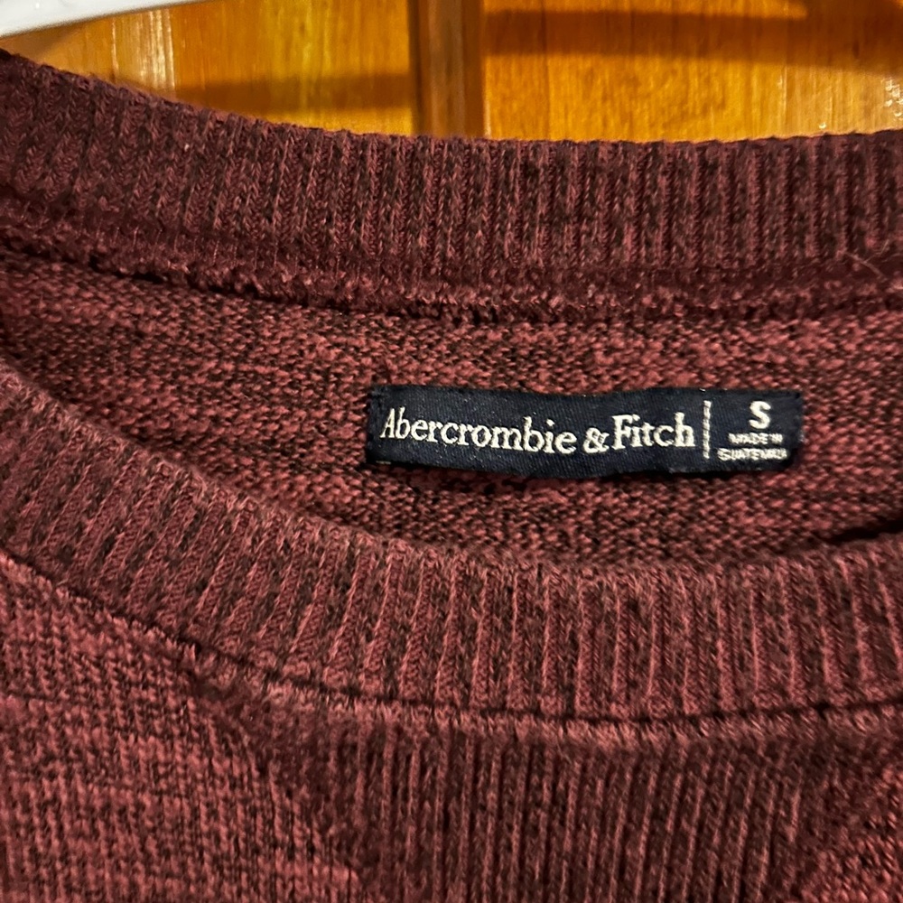 A&F crew neck Heather purple